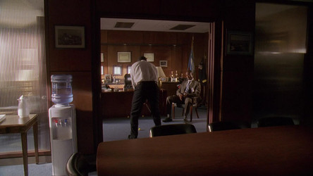 The Wire S01-S05 br ddp avc-PiR8/The Wire S03/The.Wire.S03E01.Time.After.Time.1080p.BluRay.EAC3.H264-PiR8.mkv