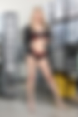 CherryPimps.com_05.10.20.Alix.Lynx.&.Kiara.Edwards.Getting.Caught.By.The.Boss.And.Being.Rewarded.More.Solo.XXX.iMAGESET-IMNoob/cherrypimps_alixlynx_kiaraedwards_15.jpg