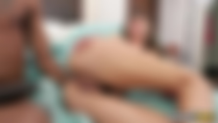 Riley Reid - [MonstersOfCock.com - BangBros.com] - Riley Reid Takes a Monster Cock in Her Ass (02.02.20) - 2160p.mp4