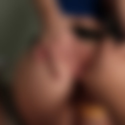 I promised my roommate to give a blowjob, but it all ended up with anal again.mp4